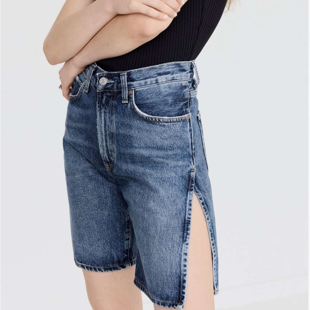 Agolde NWT Vida relaxed high rise shorts. Size 27.